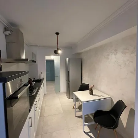 Faleza Nord Summer Constanţa