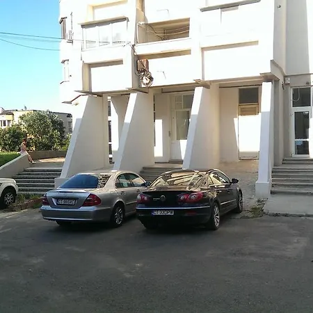 Apartament Faleza Nord Summer Constanţa